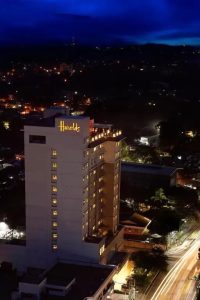 Harolds Hotel, Cebu City, Philippines (6)